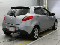 Mazda DEMIO лот № 30333 оценка 3.5  с аукциона в Японии 1