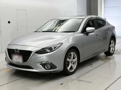 Mazda AXELA  с аукциона в Японии