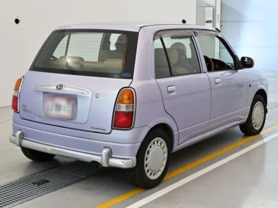 Daihatsu MIRA