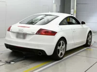 Audi TT лот № 38097 оценка 4  с аукциона в Японии 1
