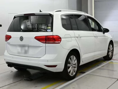 Volkswagen GOLF TOURAN