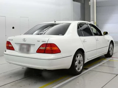 Toyota CELSIOR  с аукциона в Японии