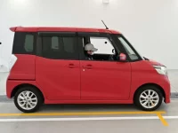 Nissan DAYZ ROOX лот № 75 оценка 3.5  с аукциона в Японии 2