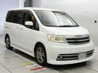 Nissan SERENA лот № 20251 оценка 3.5  с аукциона в Японии 4