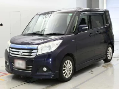 Mitsubishi DELICA D2