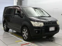 Mitsubishi DELICA D5 лот № 90381 оценка 3  с аукциона в Японии 4