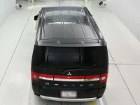 Mitsubishi DELICA D5 лот № 90381 оценка 3  с аукциона в Японии 7