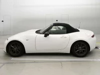 Mazda ROADSTER лот № 30444 оценка 4  с аукциона в Японии 3