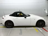 Mazda ROADSTER лот № 30444 оценка 4  с аукциона в Японии 2