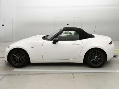 Mazda ROADSTER
