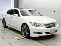 Lexus LS лот № 30449 оценка R  с аукциона в Японии 4