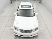 Lexus LS лот № 30449 оценка R  с аукциона в Японии 6