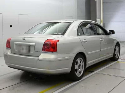 Toyota AVENSIS SEDAN
