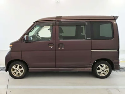 Daihatsu Atrai Wagon  с аукциона в Японии