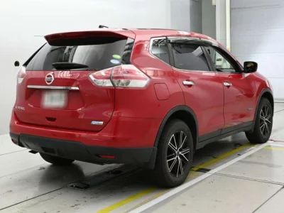 Nissan X-TRAIL  с аукциона в Японии