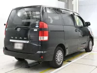 Toyota NOAH лот № 30366 оценка 3.5  с аукциона в Японии 1