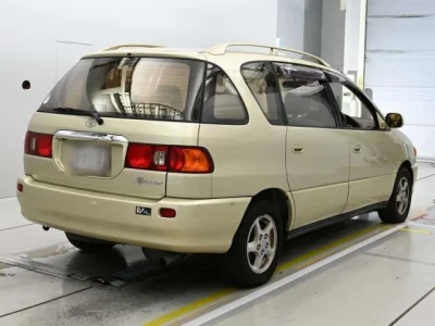 Toyota IPSUM