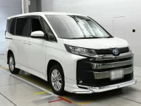 Toyota NOAH лот № 30456 оценка 4.5  с аукциона в Японии 4