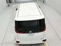 Toyota NOAH лот № 30456 оценка 4.5  с аукциона в Японии 7