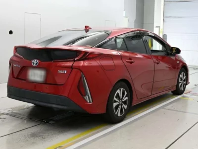 Toyota Prius PHV