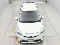 Toyota PRIUS PHV лот № 10178 оценка 3.5  с аукциона в Японии 6
