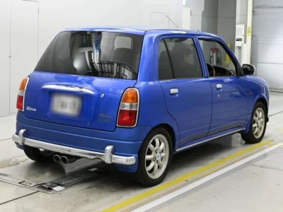 Daihatsu MIRA