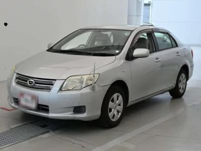 Toyota COROLLA AXIO  с аукциона в Японии