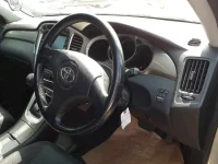 Toyota KLUGER лот № 90480 оценка 3.5  с аукциона в Японии 7