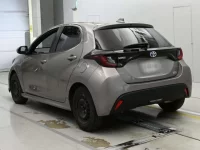 Toyota YARIS лот № 11066 оценка R  с аукциона в Японии 5