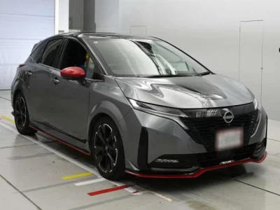 Nissan AURA