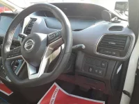 Nissan SERENA лот № 30562 оценка 4  с аукциона в Японии 8