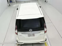 Nissan SERENA лот № 30566 оценка 4.5  с аукциона в Японии 7