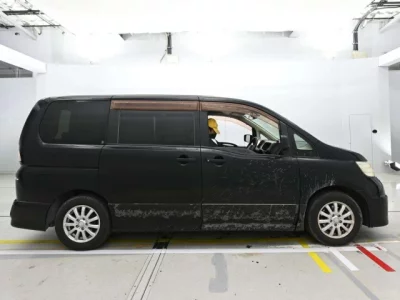 Nissan SERENA  с аукциона в Японии