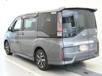 Honda STEP WAGON лот № 30481 оценка 3.5  с аукциона в Японии 5