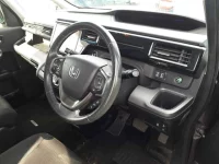 Honda STEP WAGON лот № 30481 оценка 3.5  с аукциона в Японии 8