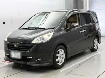 Honda STEP WAGON  с аукциона в Японии