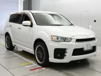Mitsubishi OUTLANDER лот № 90549 оценка 3.5  с аукциона в Японии 4