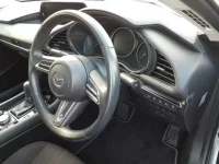 Mazda MAZDA3 лот № 20311 оценка 3.5  с аукциона в Японии 8