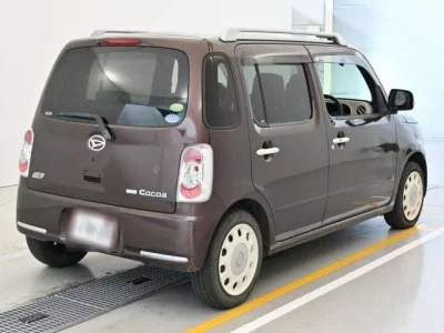 Daihatsu MIRA  с аукциона в Японии