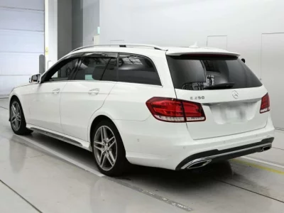 Mercedes-Benz E CLASS WAGON