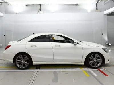 Mercedes-Benz CLA CLASS