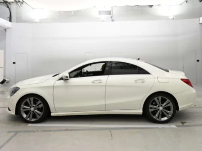 Mercedes-Benz CLA CLASS