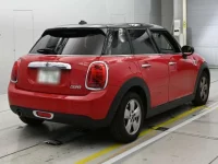 BMW MINI лот № 38116 оценка 5  с аукциона в Японии 1