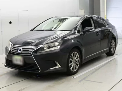 Lexus HS