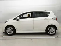 Toyota RACTIS лот № 36425 оценка 4.5  с аукциона в Японии 3