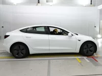 Tesla MODEL3 лот № 38117 оценка 4.5  с аукциона в Японии 1