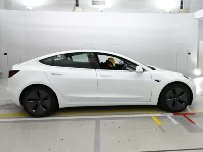 Tesla MODEL3