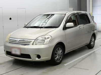 Toyota RAUM