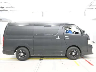 Toyota REGIUS ACE VAN