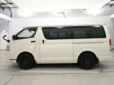 Toyota REGIUS ACE VAN